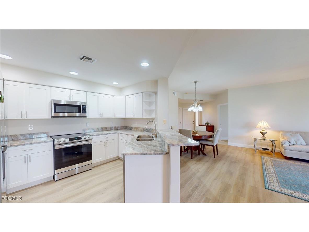9130 Bayberry Bend #102 Fort Myers FL 33908 2025014077 image7