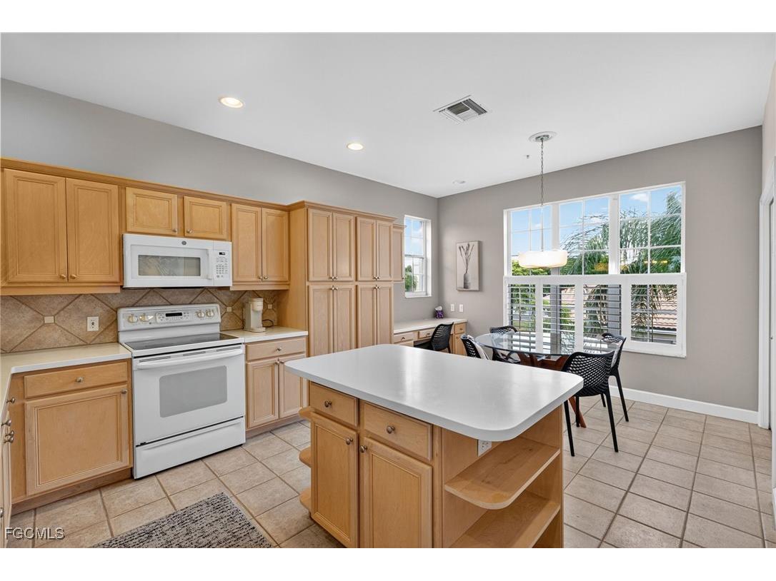 9131 Southmont Cove #106 Fort Myers FL 33908 2025016026 image4