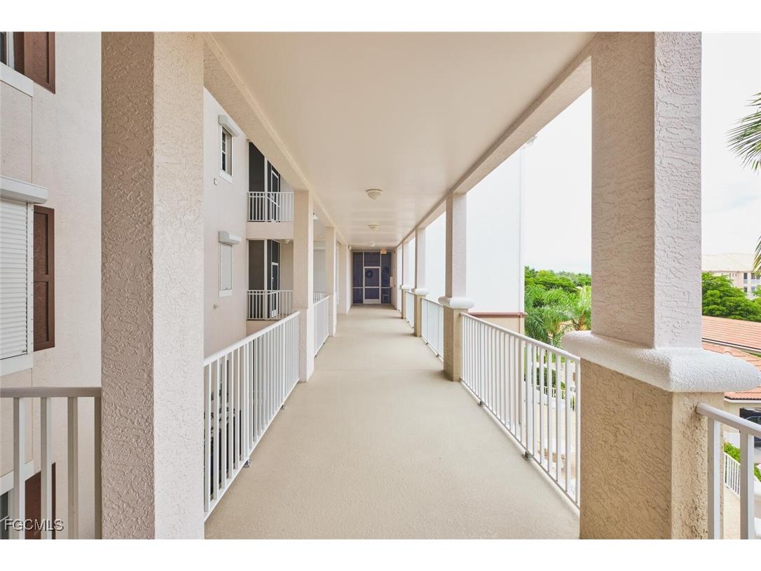9131 Southmont Cove #205 Fort Myers FL 33908 2025010395 image4