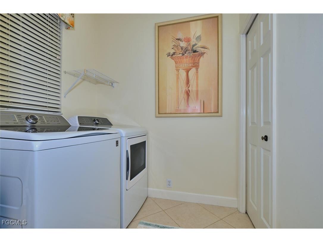 9131 Southmont Cove #205 Fort Myers FL 33908 2025010395 image41