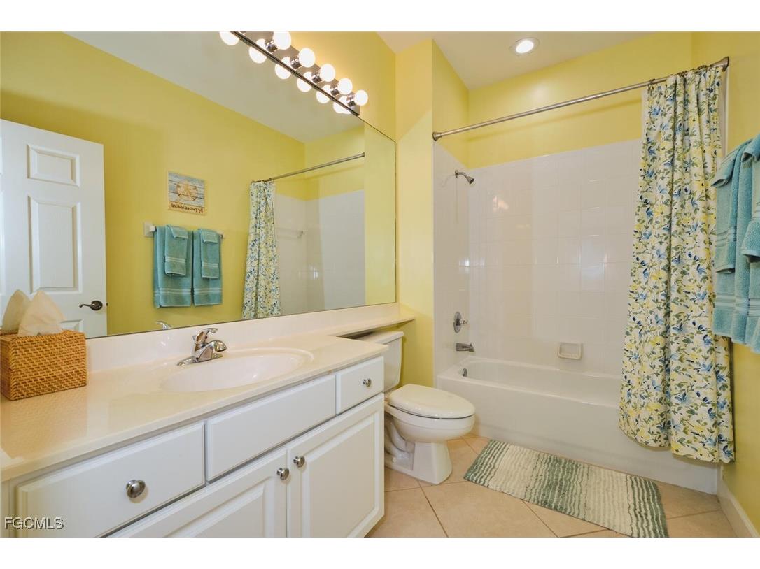 9131 Southmont Cove #205 Fort Myers FL 33908 2025010395 image42