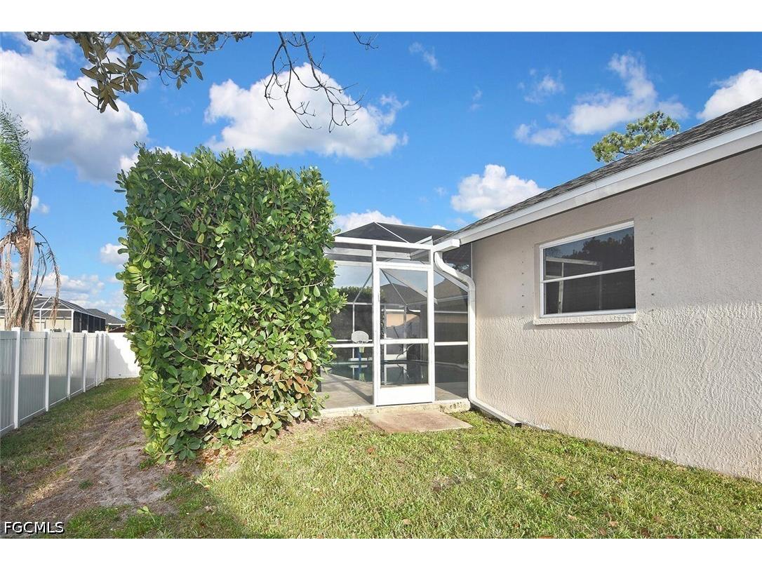 9132 Bryant Road Fort Myers FL 33967 2026014500 image39