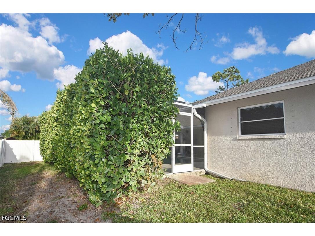 9132 Bryant Road Fort Myers FL 33967 2026014500 image40