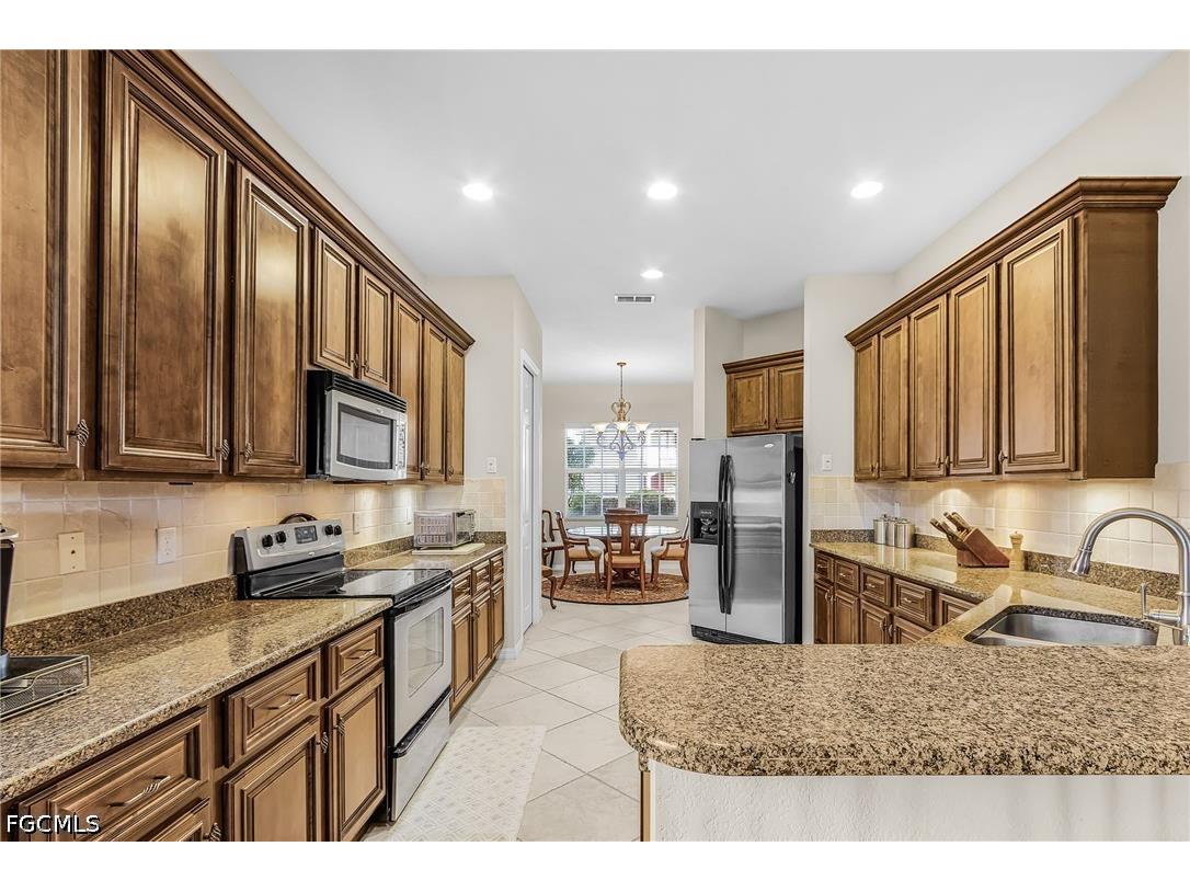 9132 Leatherwood Loop Lehigh Acres FL 33936 2026026614 image10
