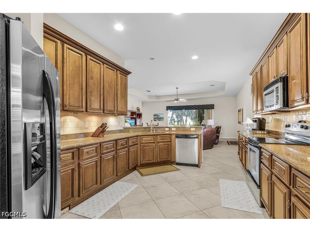 9132 Leatherwood Loop Lehigh Acres FL 33936 2026026614 image12