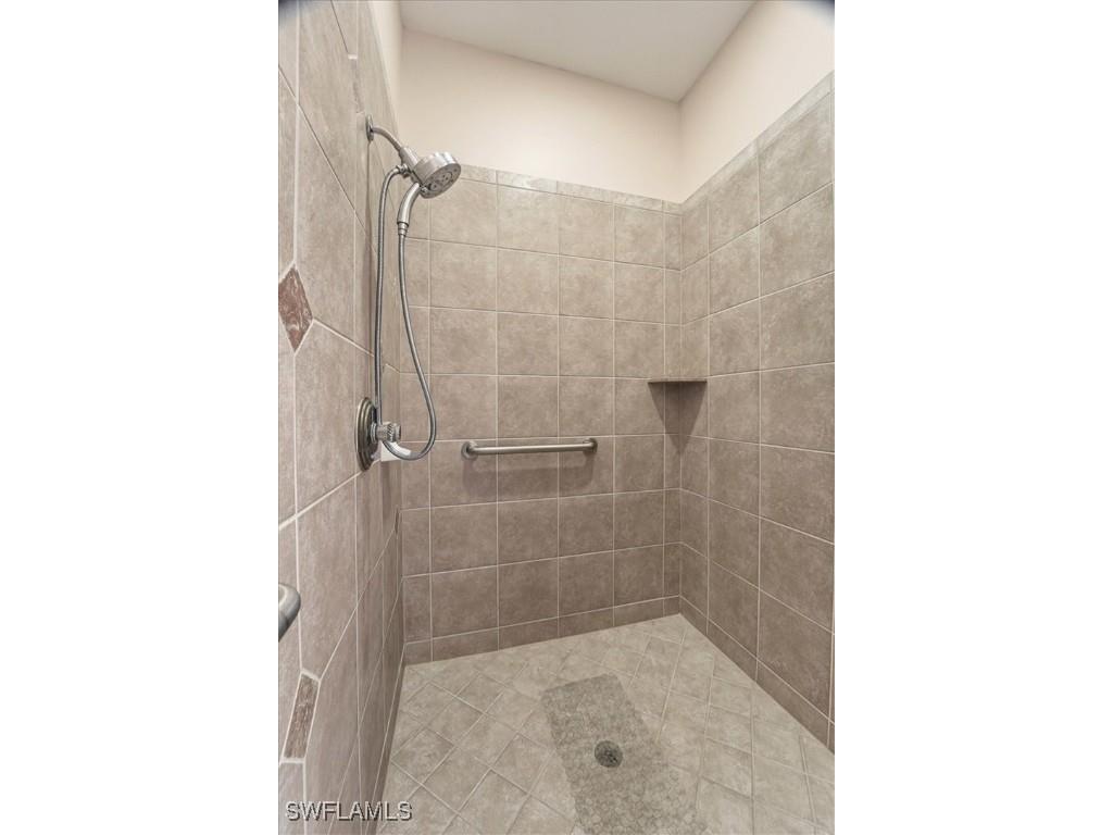 9134 Cherry Oaks Lane #201 Naples FL 34114 225081795 image30