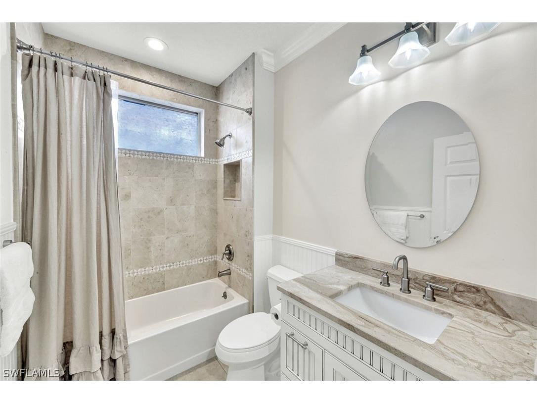9134 Troon Lakes Drive Naples FL 34109 226007643 image18