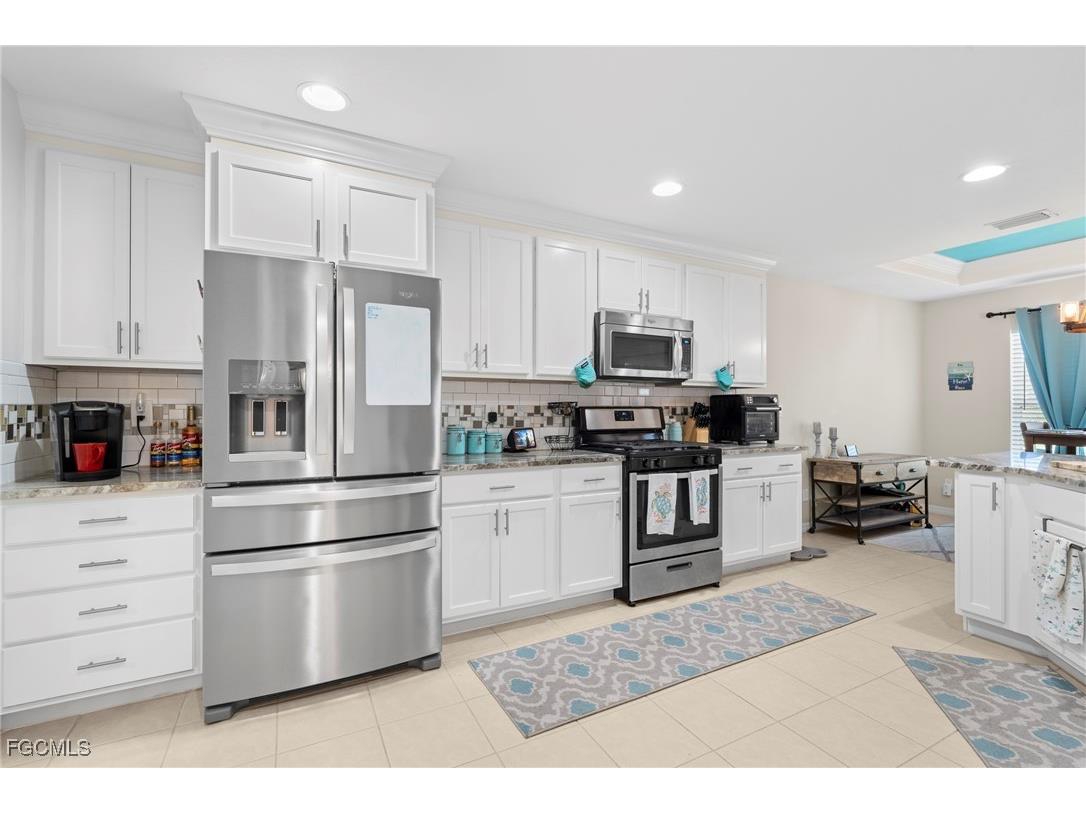 9135 Astonia Way Estero FL 33967 2025008257 image10