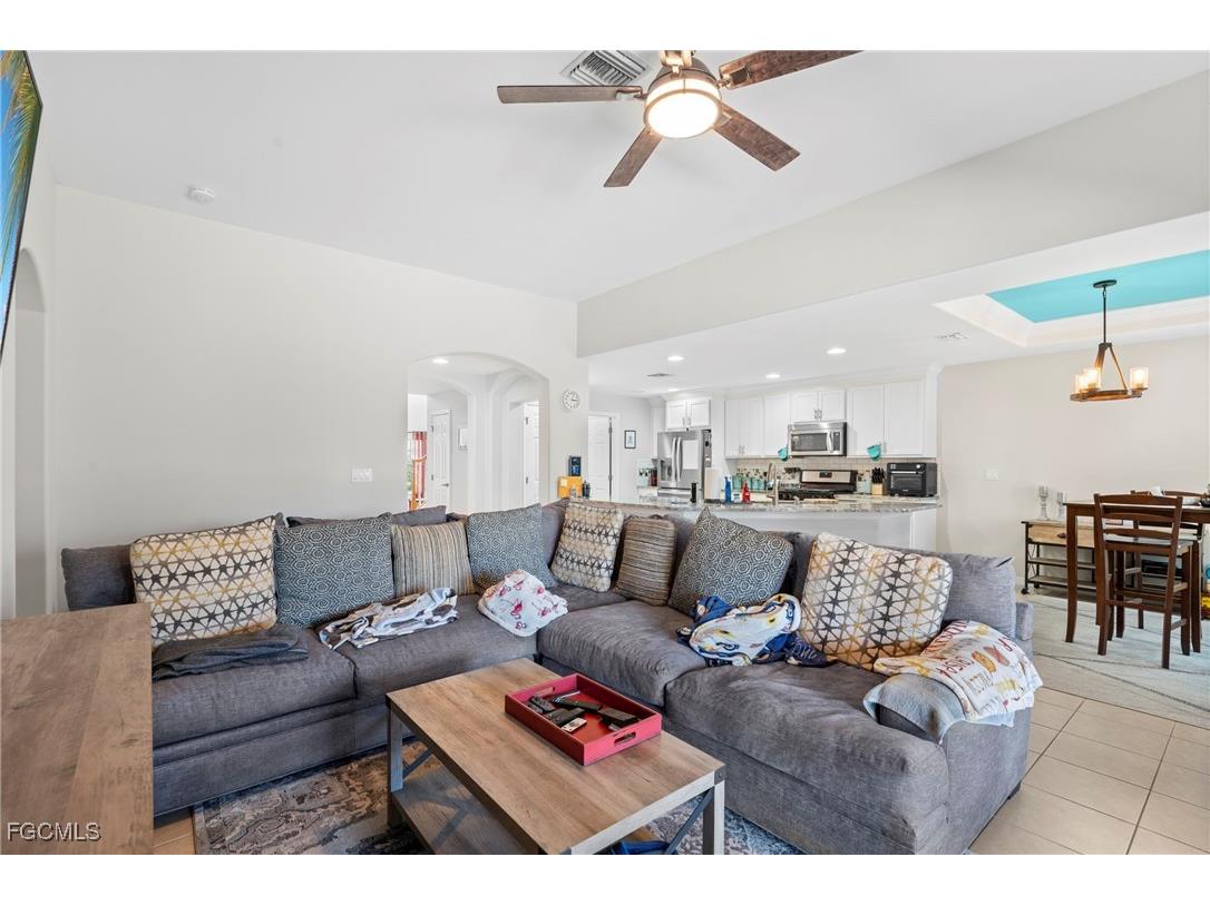 9135 Astonia Way Estero FL 33967 2025008257 image8