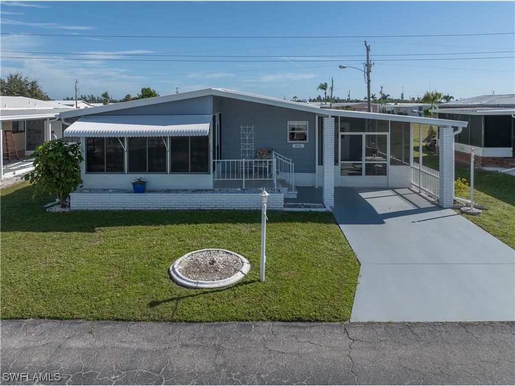 9136 Flamingo Circle North Fort Myers FL 33903 223086222 image1
