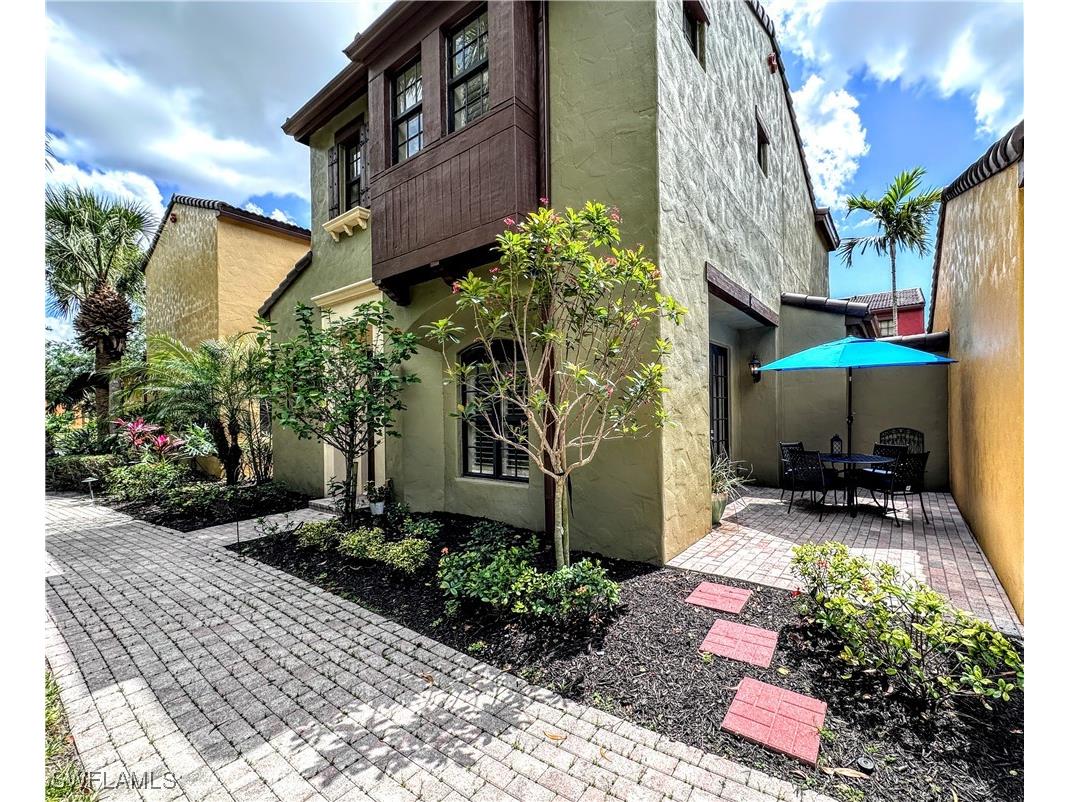 9137 Chula Vista Street #12602 Naples FL 34113 225066407 image1