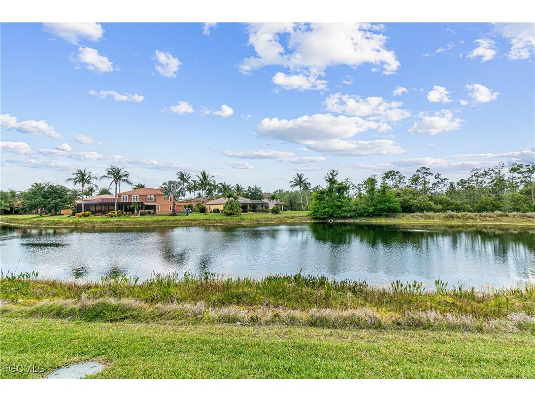9138 Water Tupelo Road Fort Myers FL 33912 2025020130 image4
