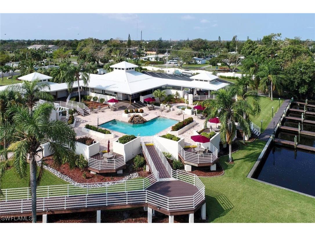 9139 Palm Island Circle North Fort Myers FL 33903 224010114 image1