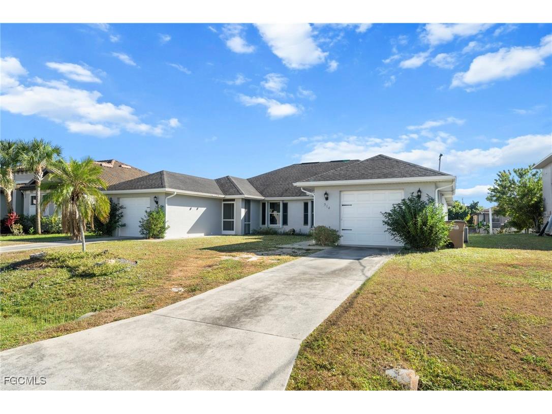 914/916 SE 14th Terrace Cape Coral FL 33990 2025017856 image1