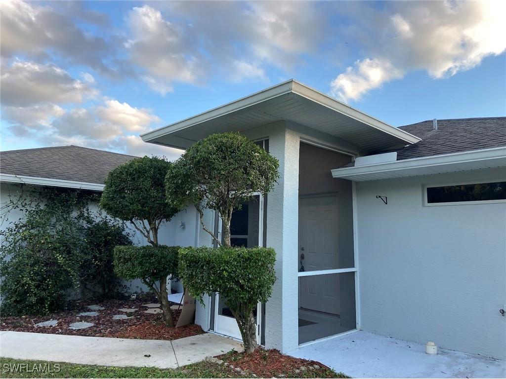 914 Avery Street E Lehigh Acres FL 33974 225057665 image1