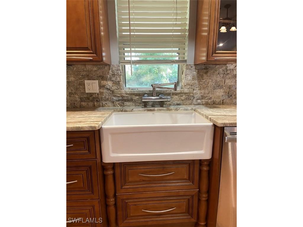 914 Avery Street E Lehigh Acres FL 33974 225057665 image8