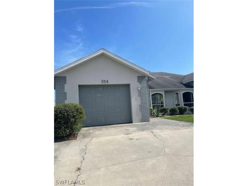 914 Cape Coral Parkway W Cape Coral FL 33914 224031601 image1