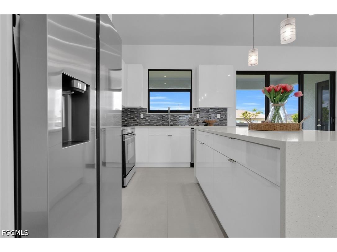 914 Chiquita Boulevard N Cape Coral FL 33993 2026024210 image25