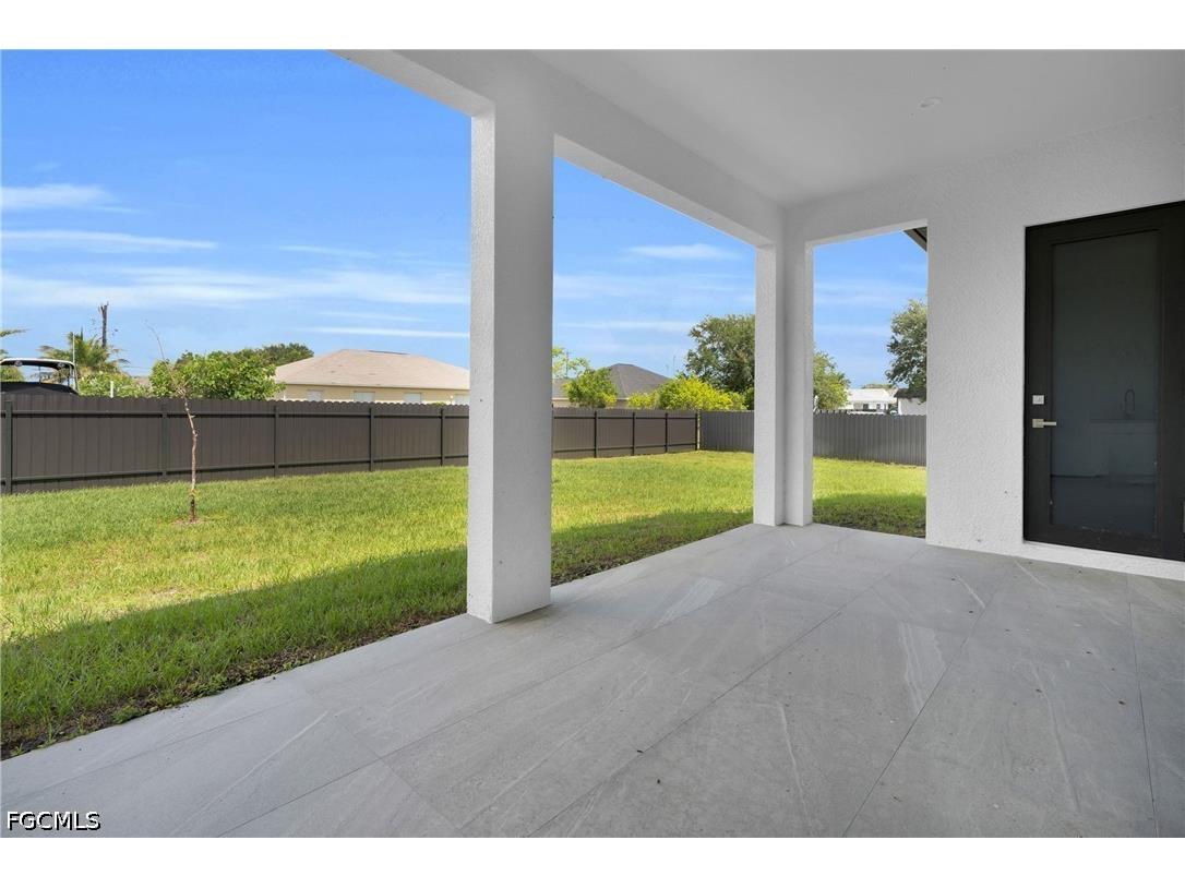 914 Chiquita Boulevard N Cape Coral FL 33993 2026024210 image36