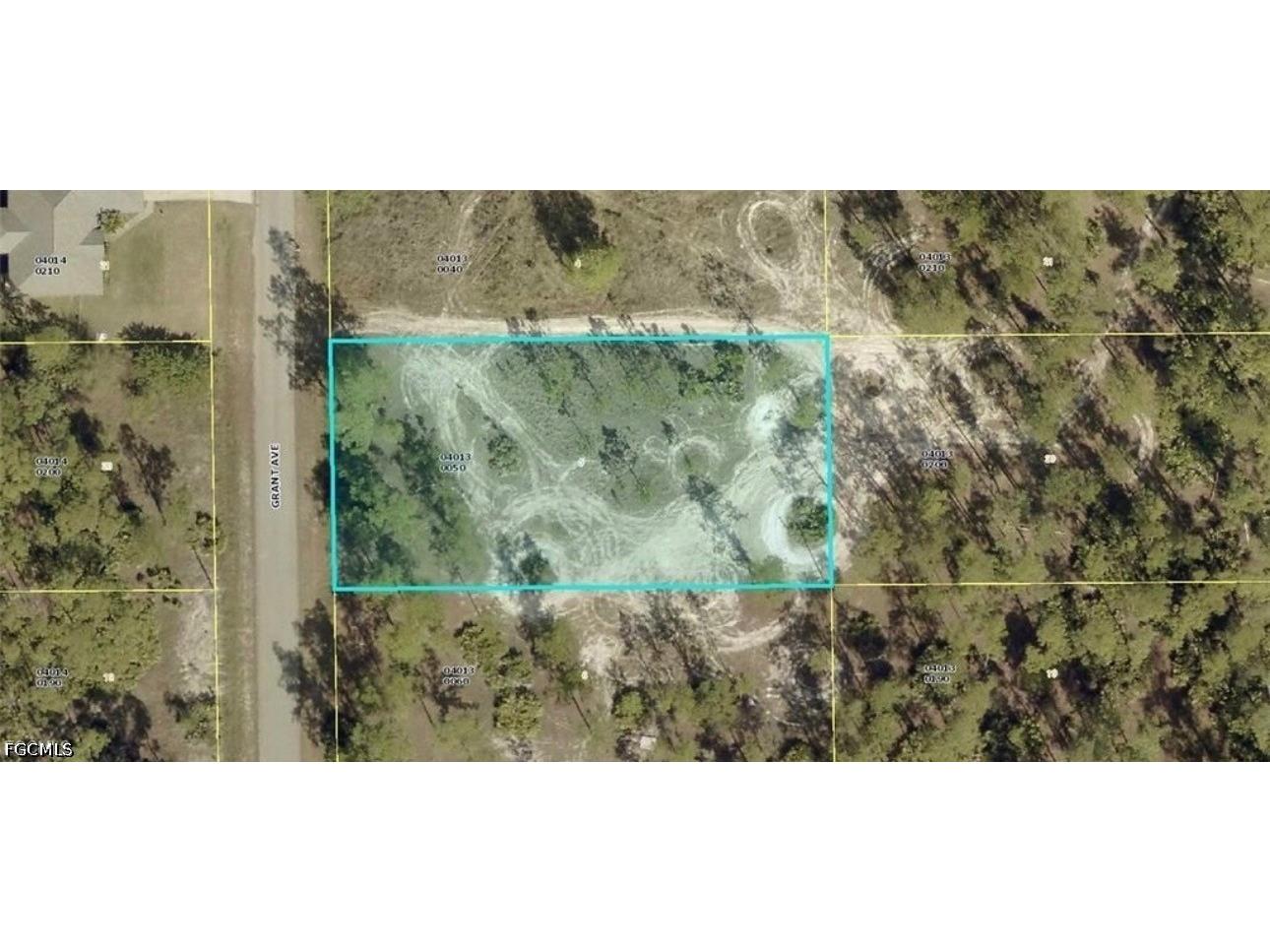 914 Grant Avenue Lehigh Acres FL 33972 2026019825 image1