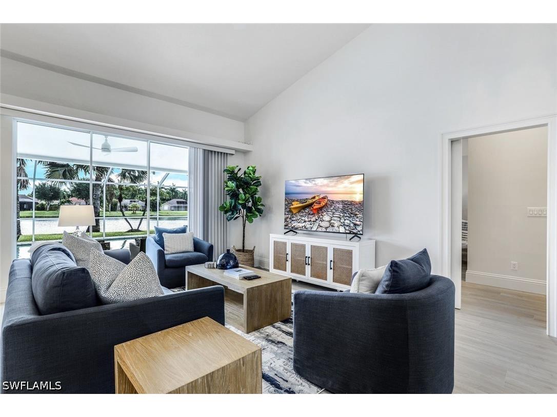 914 Marble Drive Naples FL 34104 226021936 image1