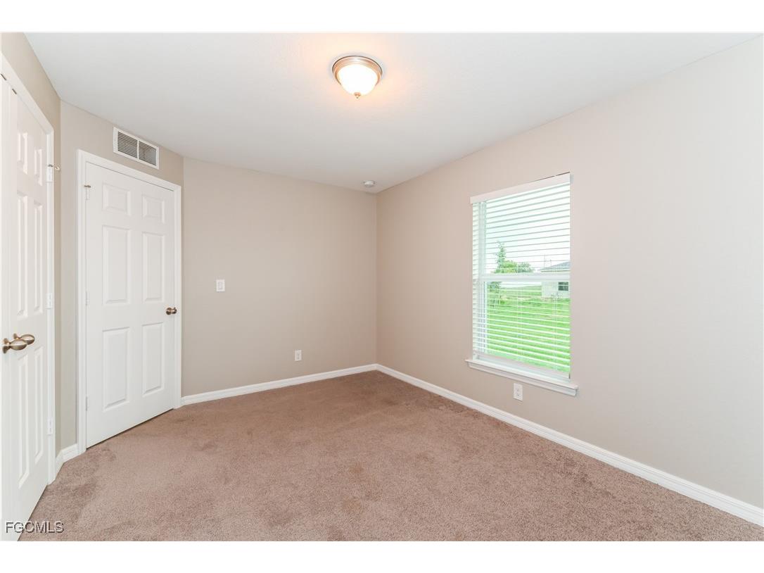 914 NE 13th Place Cape Coral FL 33909 2025011890 image6