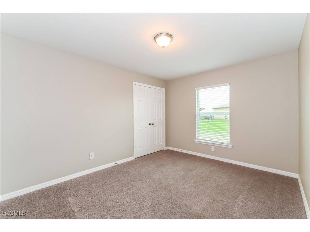 914 NE 13th Place Cape Coral FL 33909 2025011890 image7