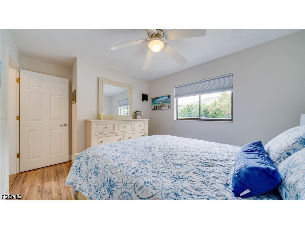 914 SE 28th Terrace Cape Coral FL 33904 2026021809 image23