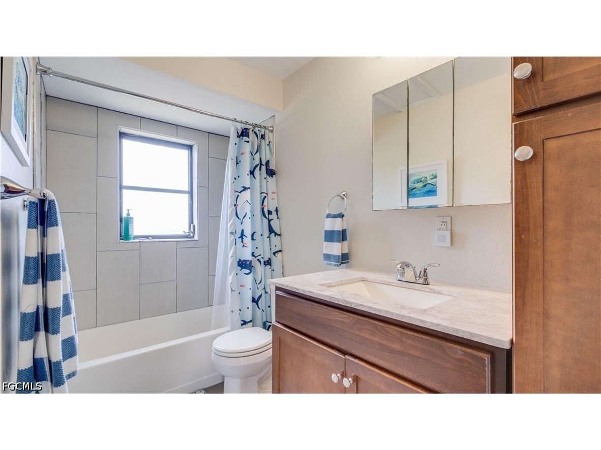 914 SE 28th Terrace Cape Coral FL 33904 2026021809 image24