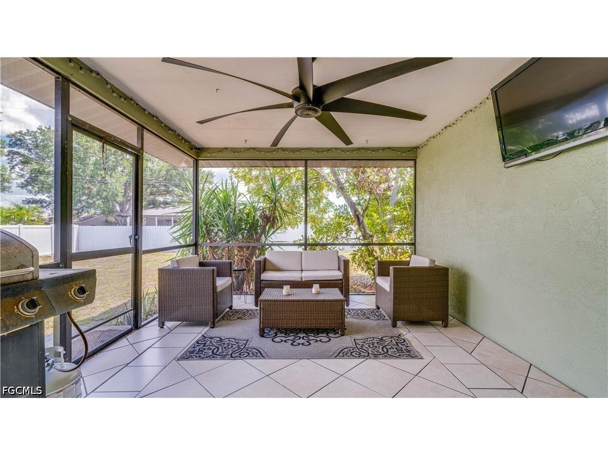 914 SE 28th Terrace Cape Coral FL 33904 2026021809 image27