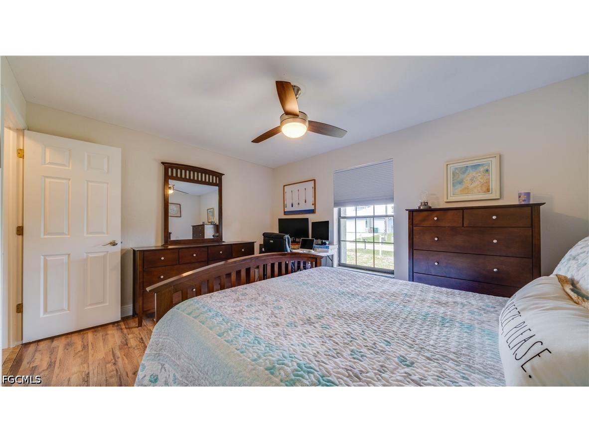 914 SE 28th Terrace Cape Coral FL 33904 2026021809 image35