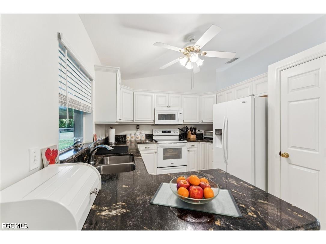 914 SW 3rd Avenue Cape Coral FL 33991 2026019540 image14