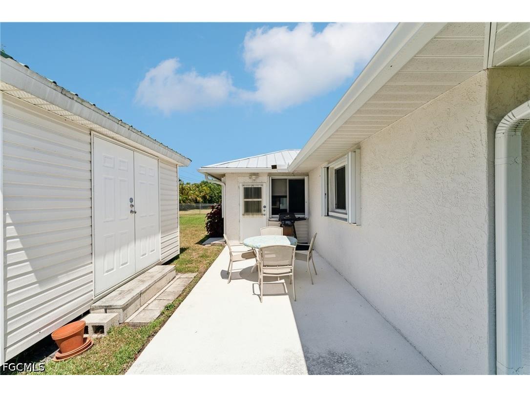 914 SW 3rd Avenue Cape Coral FL 33991 2026019540 image28