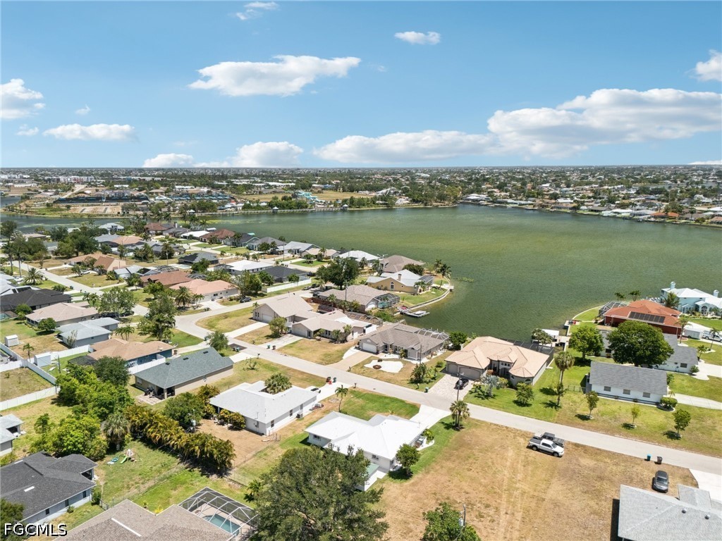 914 SW 3rd Avenue Cape Coral FL 33991 2026019540 image42