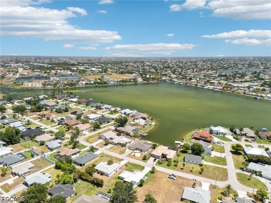 914 SW 3rd Avenue Cape Coral FL 33991 2026019540 image44