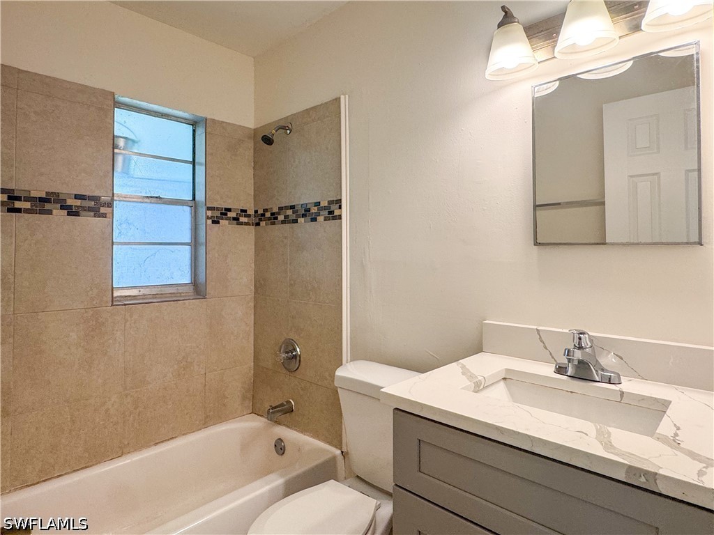 914 San Remo Avenue Naples FL 34104 226023087 image5