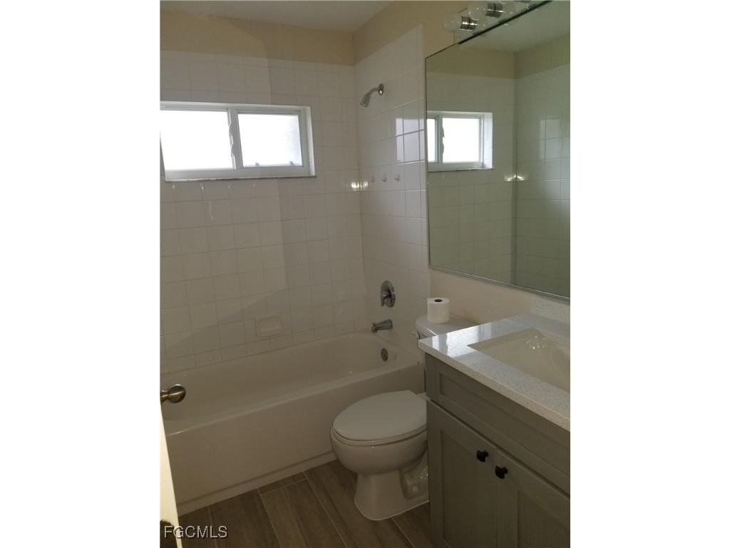 914 Santa Barbara Boulevard Cape Coral FL 33991 2025015806 image13