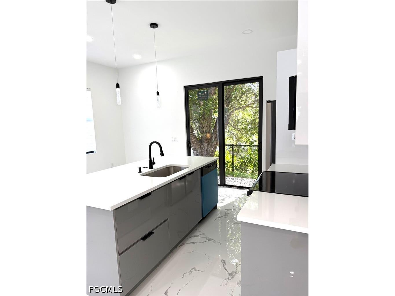 914 Sunrise Boulevard Lehigh Acres FL 33974 2026014688 image9