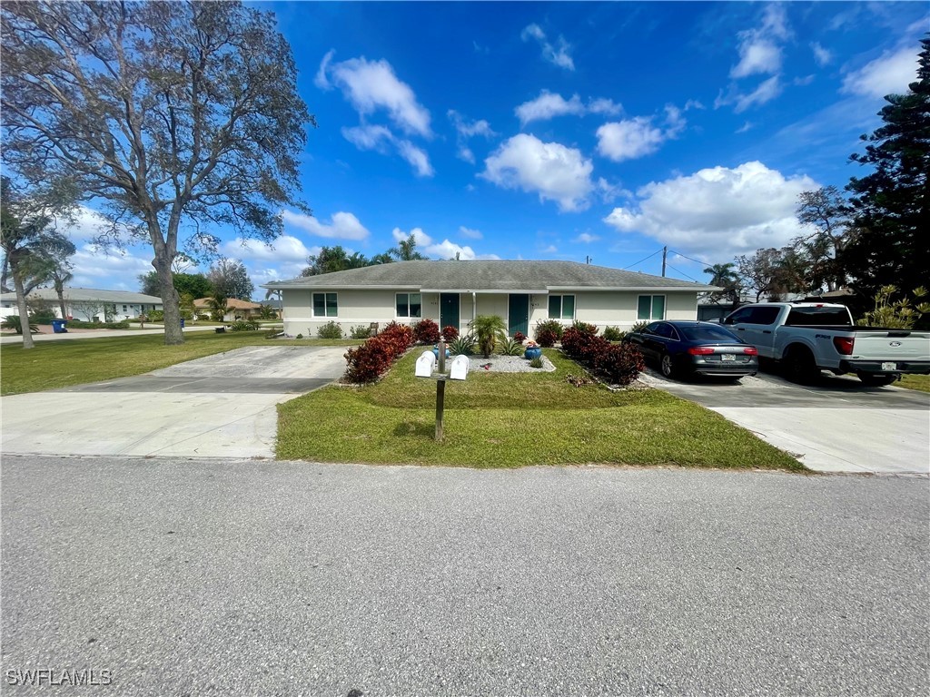 9141/9143 Carolina Street Bonita Springs FL 34135 224085247 image1