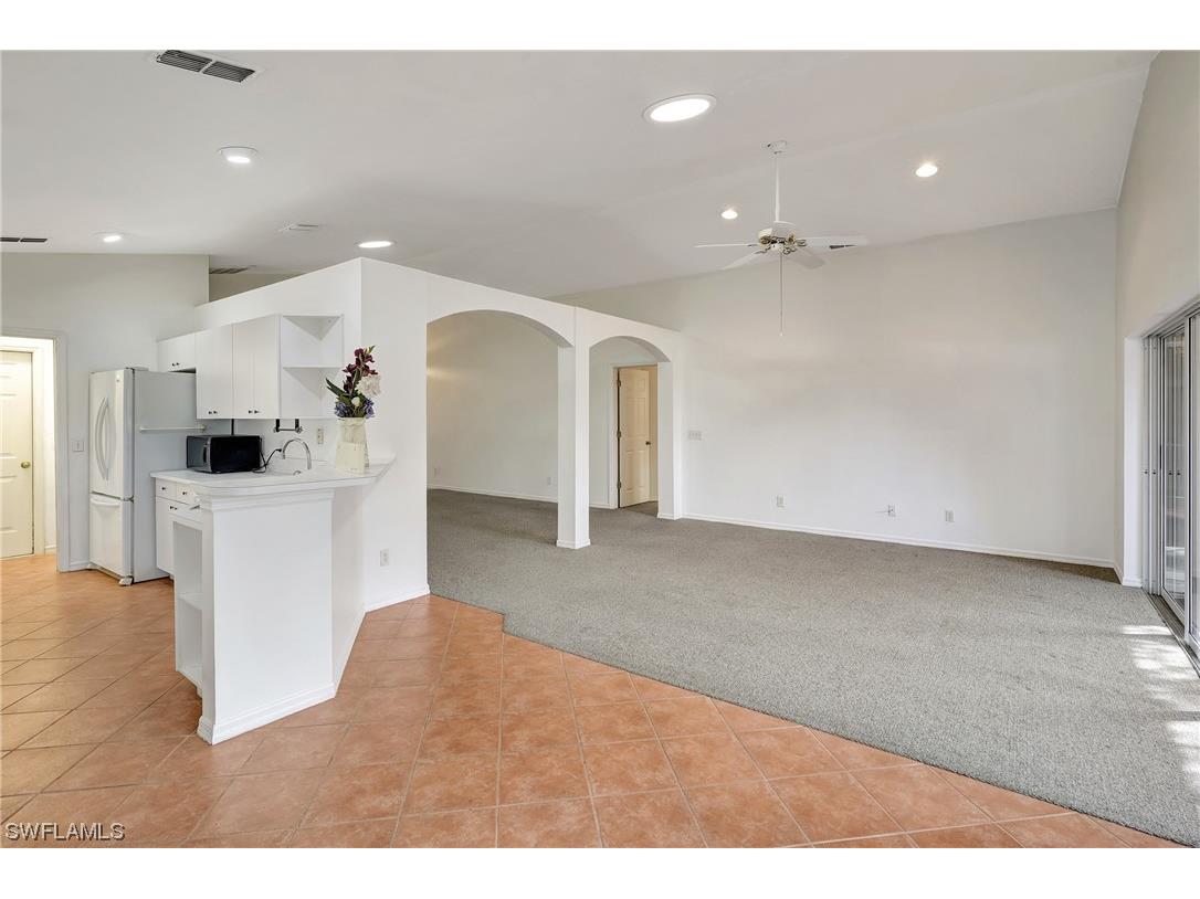 9141 Butterfly Court Fort Myers FL 33919 223090934 image1