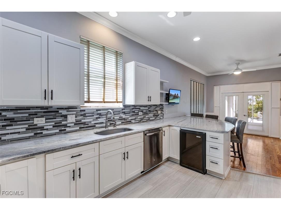 9141 Garden Pointe Fort Myers FL 33908 2025011952 image10