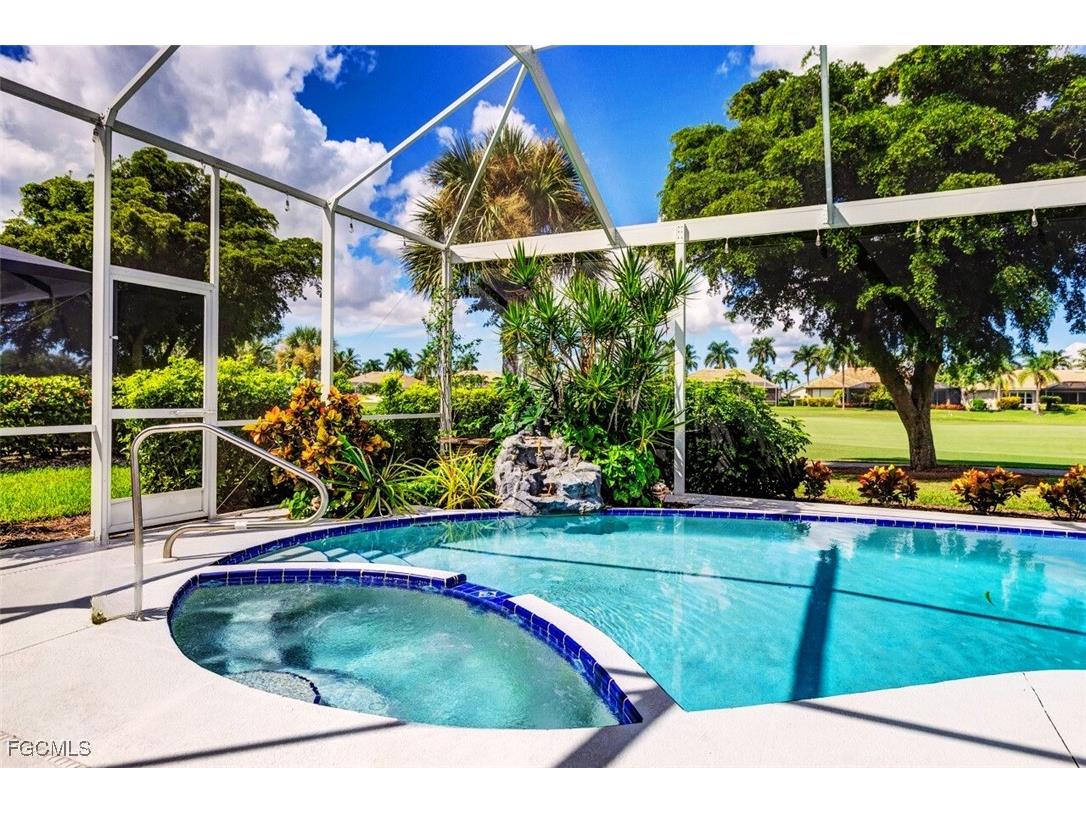 9141 Garden Pointe Fort Myers FL 33908 2025011952 image2