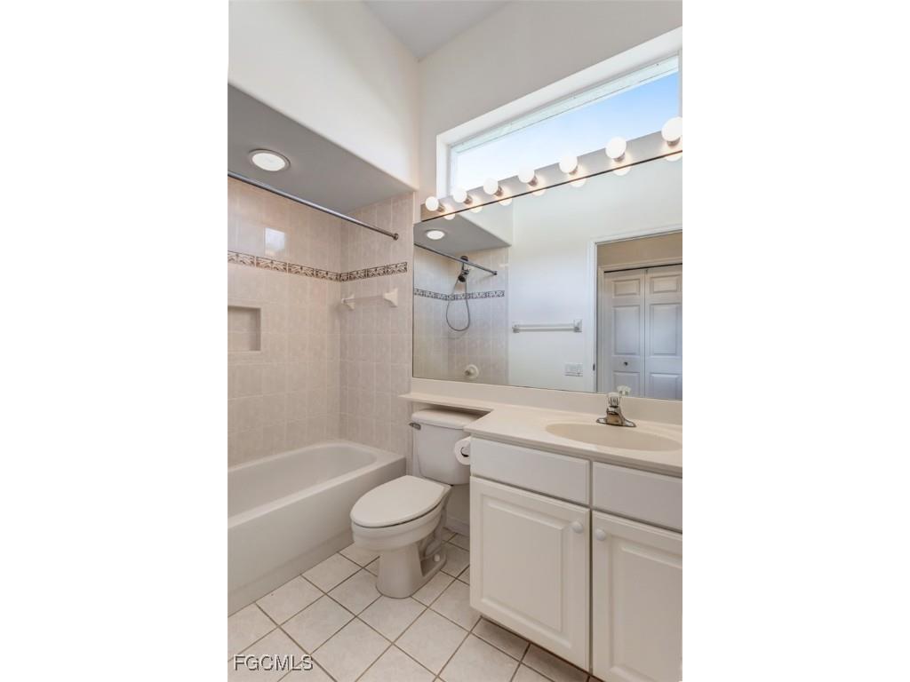 9141 Garden Pointe Fort Myers FL 33908 2025011952 image29