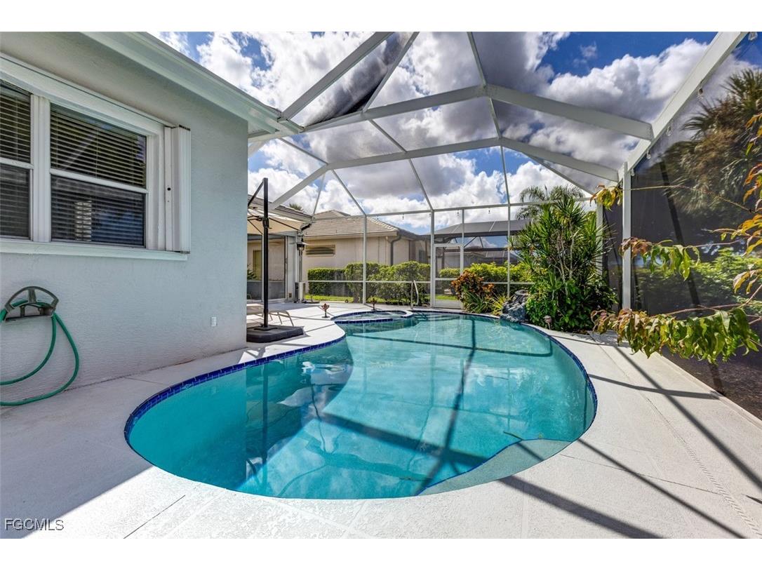 9141 Garden Pointe Fort Myers FL 33908 2025011952 image30