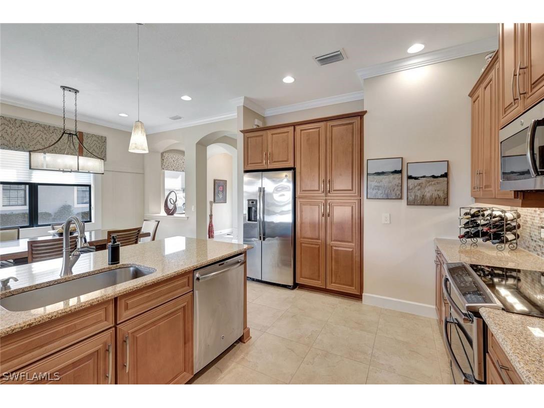 9142 Isla Bella Circle Bonita Springs FL 34135 226006186 image15