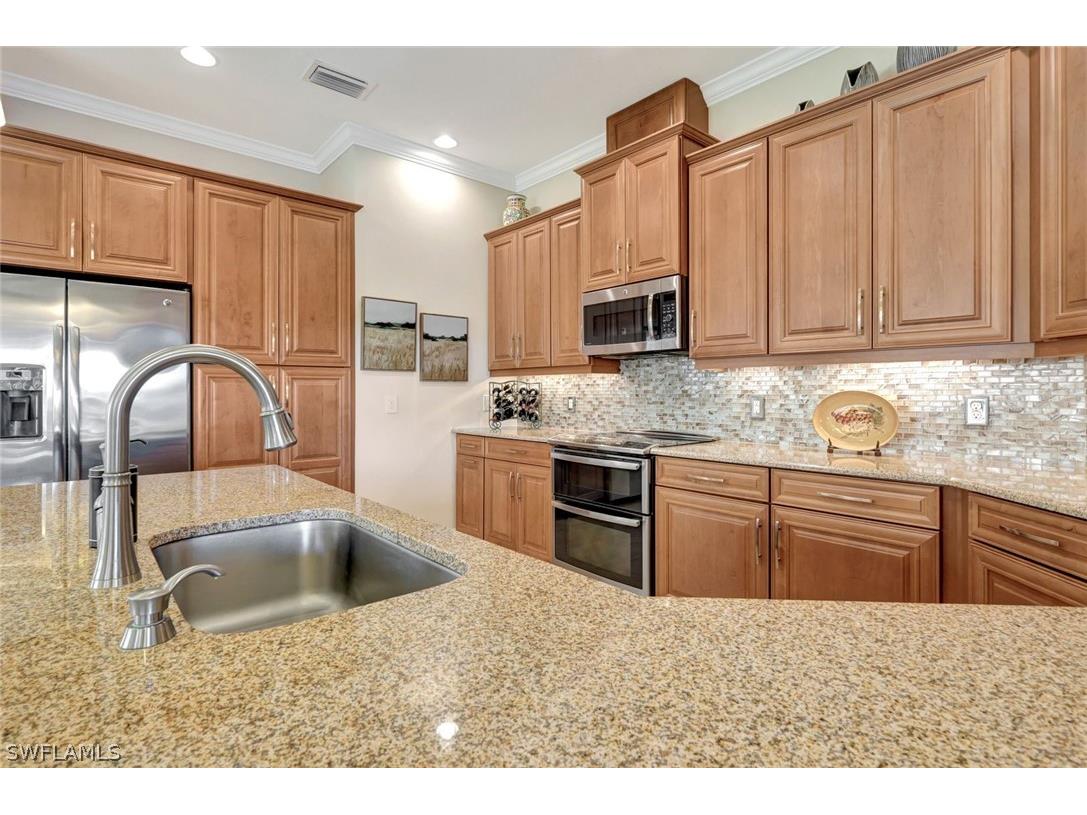 9142 Isla Bella Circle Bonita Springs FL 34135 226006186 image16