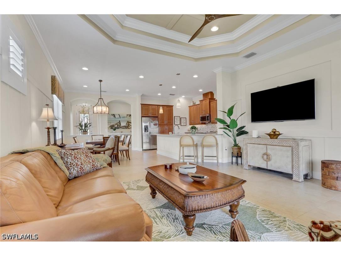 9142 Isla Bella Circle Bonita Springs FL 34135 226025523 image10