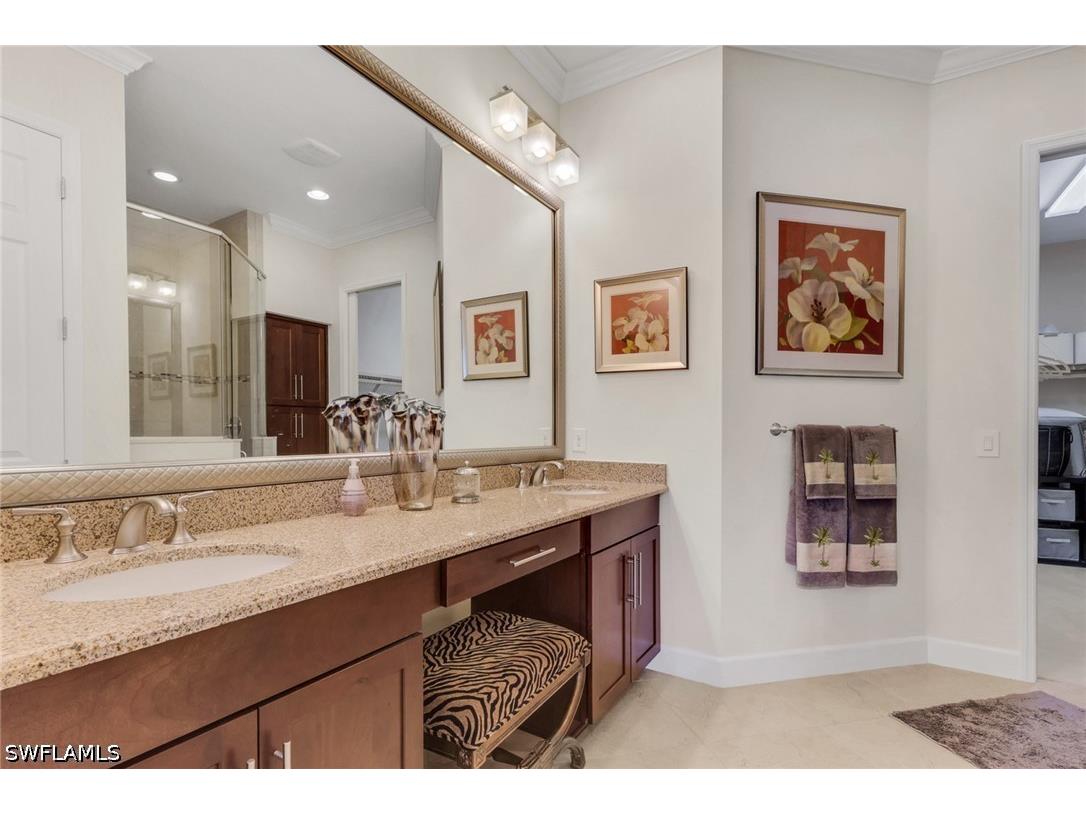 9142 Isla Bella Circle Bonita Springs FL 34135 226025523 image14