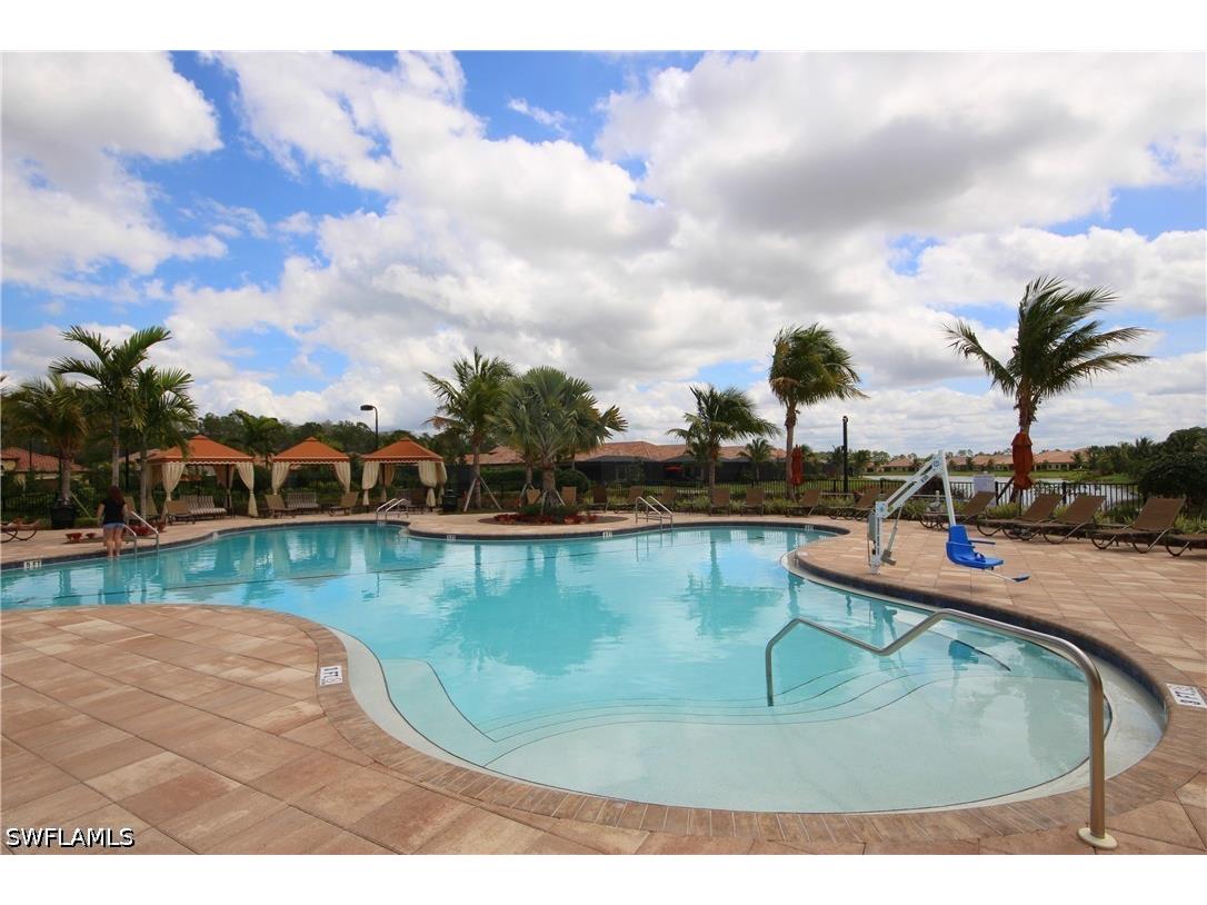 9142 Isla Bella Circle Bonita Springs FL 34135 226025523 image38