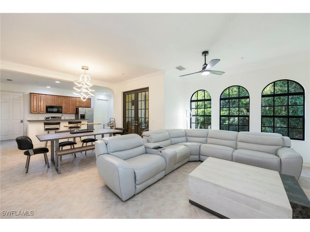 9145 Chula Vista Street #13004 Naples FL 34113 226003292 image1